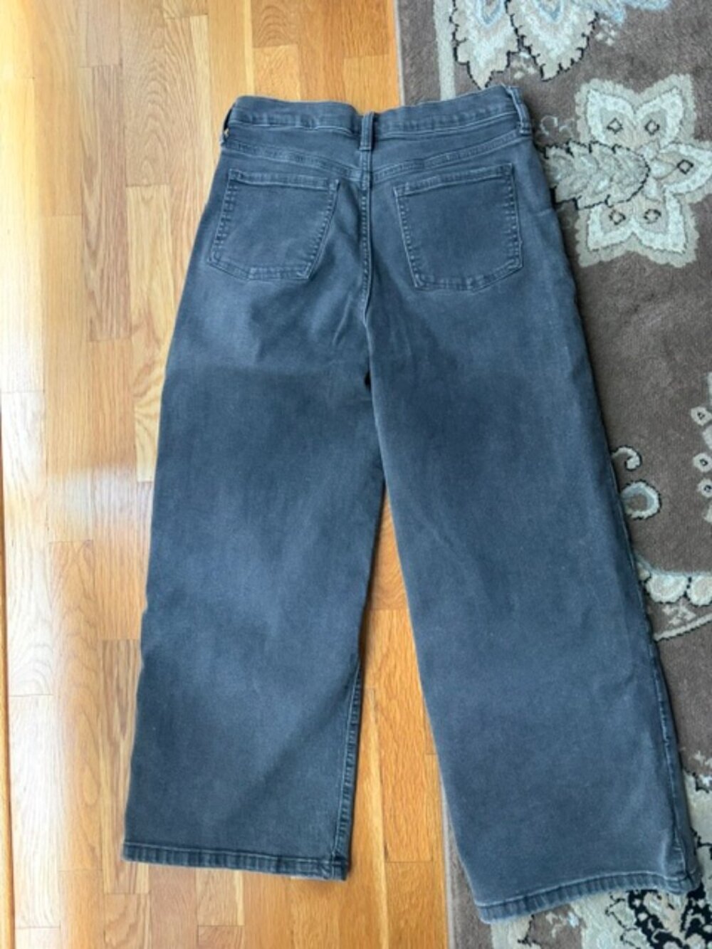 Banana Republic Factory Wide-Leg High-Rise Jean - Picture 6 of 7